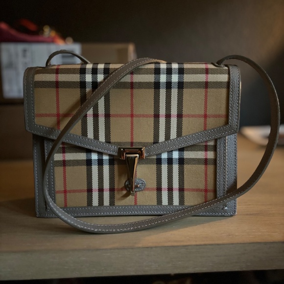 Burberry crossbody canvas and leather bag - Picture 2 of 8